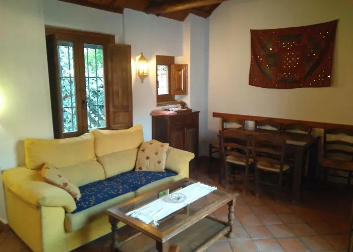Casa-Mirador La Alhacena
